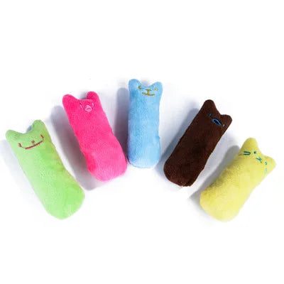 Catnip Plush Chew Toy for Cats - Interactive Squeaky Teething Toy