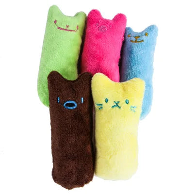 Catnip Plush Chew Toy for Cats - Interactive Squeaky Teething Toy